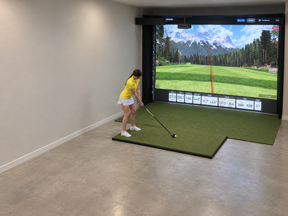 Built-In All-In-One Golf Simulator with Uneekor EYE XR (3D render)