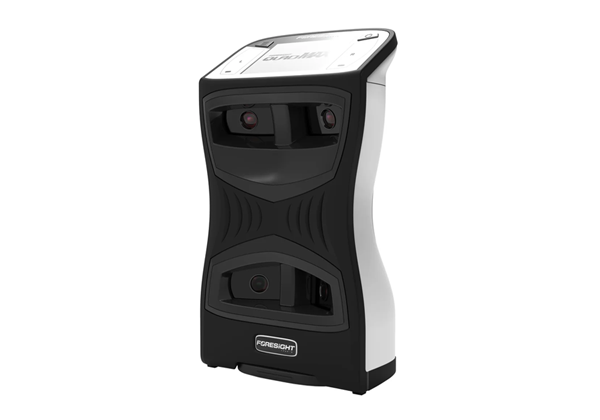 foresight quadmax launch monitor and golf simulator