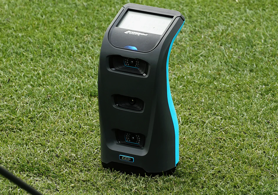 foresight sports gc3s golf launch monitor lifestyle diagonal