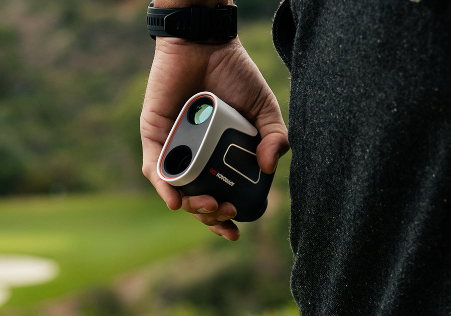garmin approach z30 golf laser rangefinder lifestyle