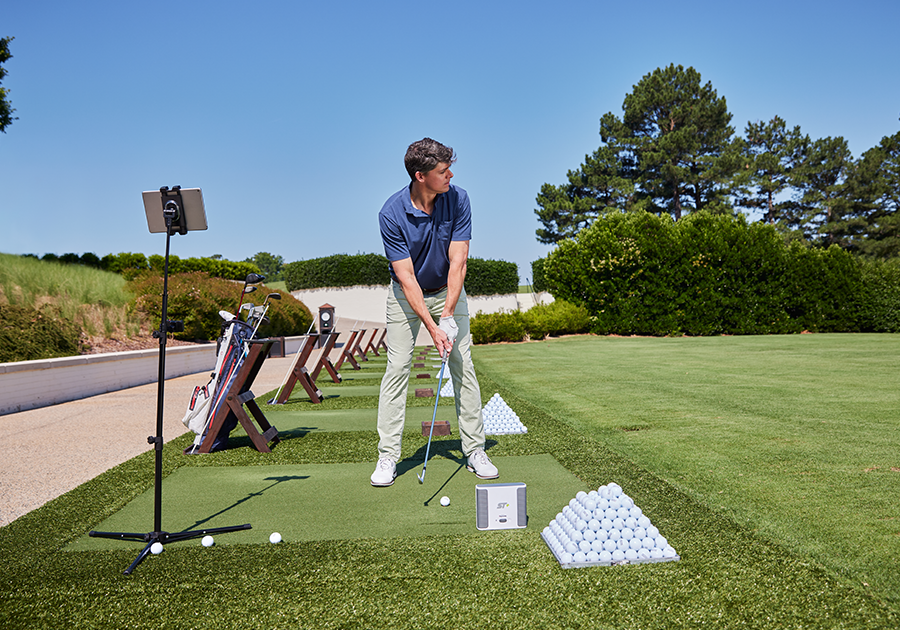 skytrak plus launch monitor and golf simulator outdoor performance